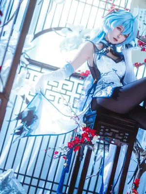 Momo ngu ngốc - Genshin Impact Gan Yu Cheongsam