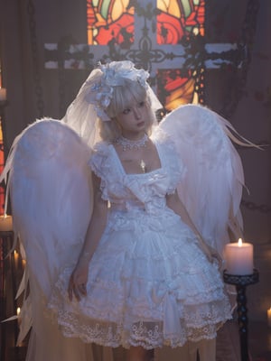 Momo ngu ngốc rơi xuống thiên thần