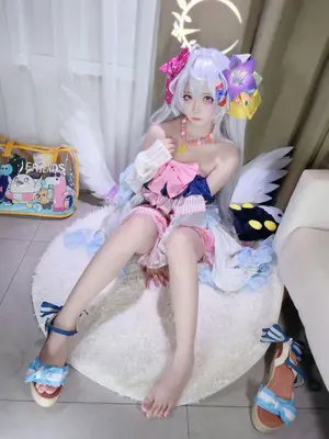 Yumiko Nước Azusa
